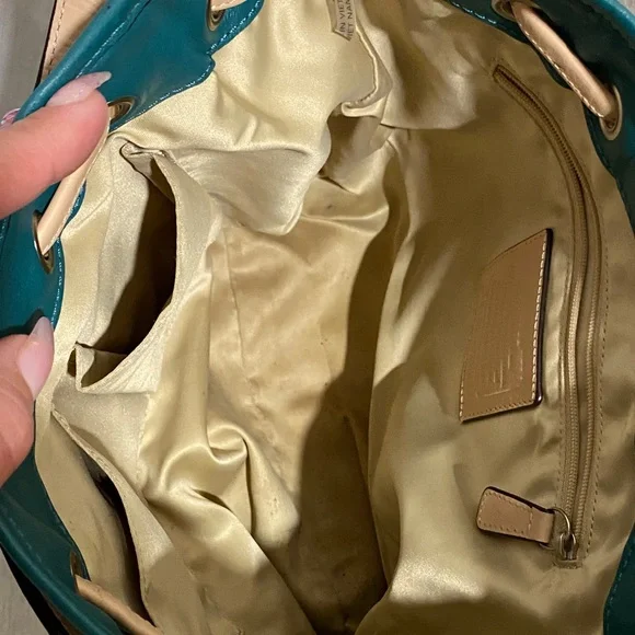 Coach Leather Daisy Bucket Purse - Picture 4 of 9